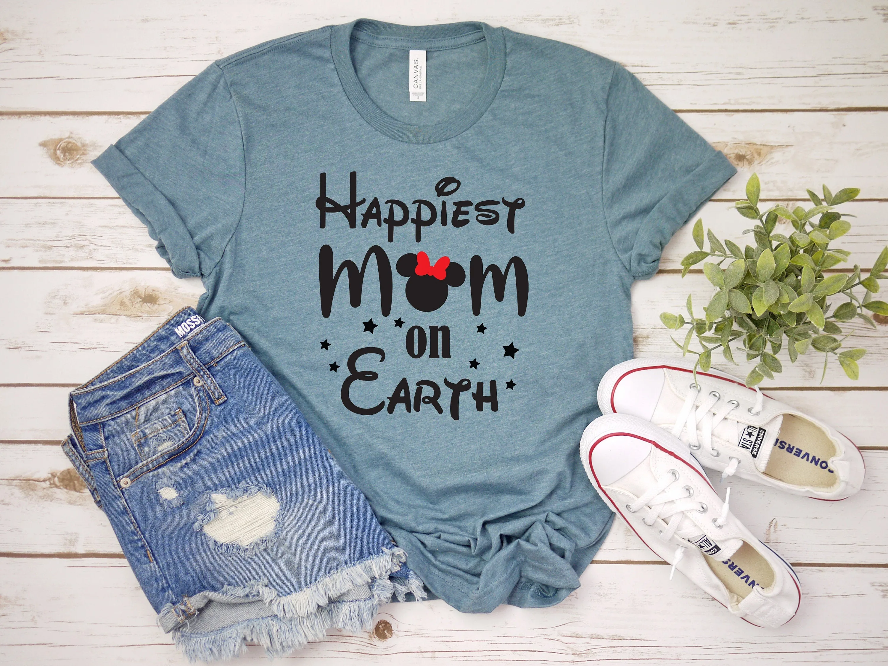 Happiest Mom on Earth Minnie Mouse Adult T Shirt- Disney Bound - Fun Family Shirts